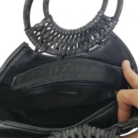 ANTHROPOLOGIE Womens Marianne Black Woven Crossbody Circle Bag - Picture 12 of 12